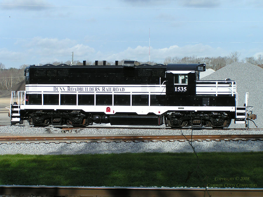 Dunn Roadbuilders Railroad EMD GP 10 #1535