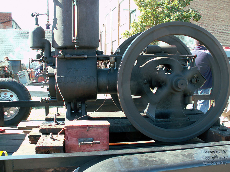Large "Hit 'n Miss" engine on display; Soule Live Steam Festival Meridian, MS 2010