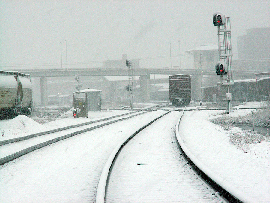 Rare snow on railroads Meridian, MS