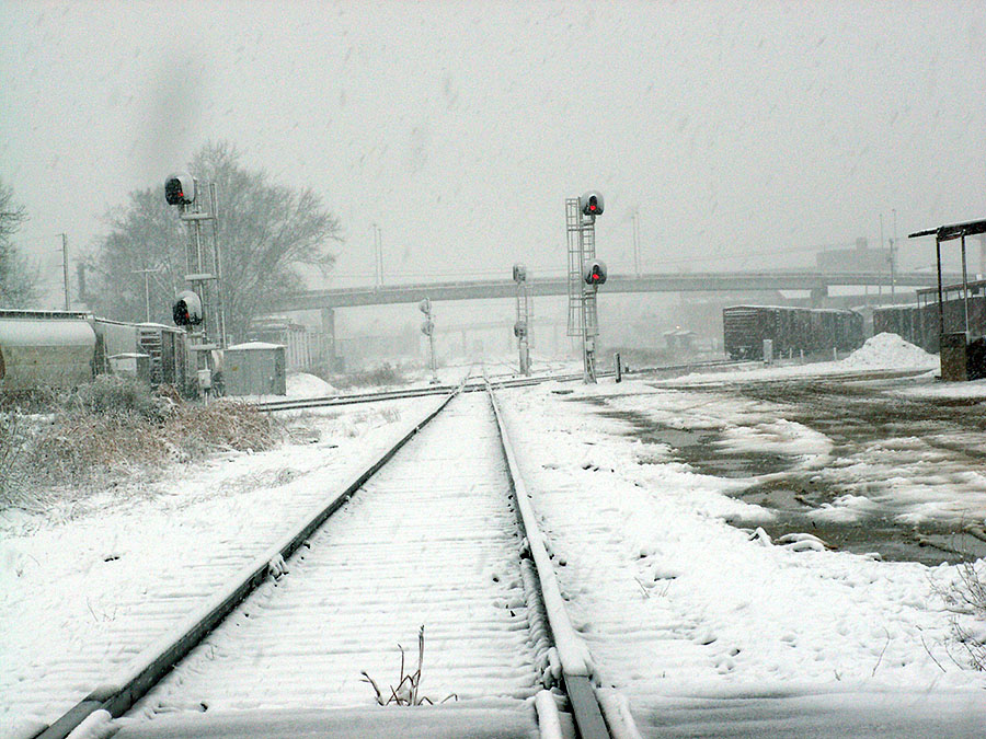 Rare snow on railroads Meridian, MS