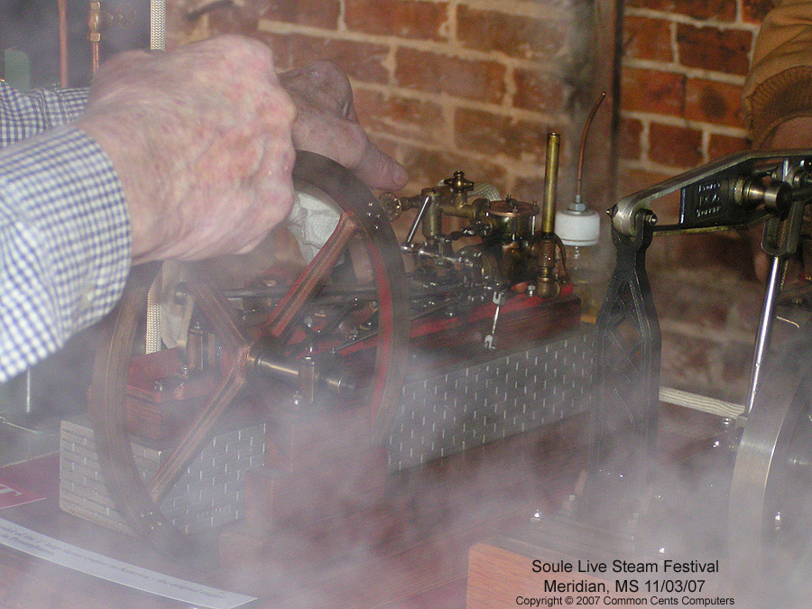 Working Model Engines - Soule Live Steam Festival Meridian, MS 2007